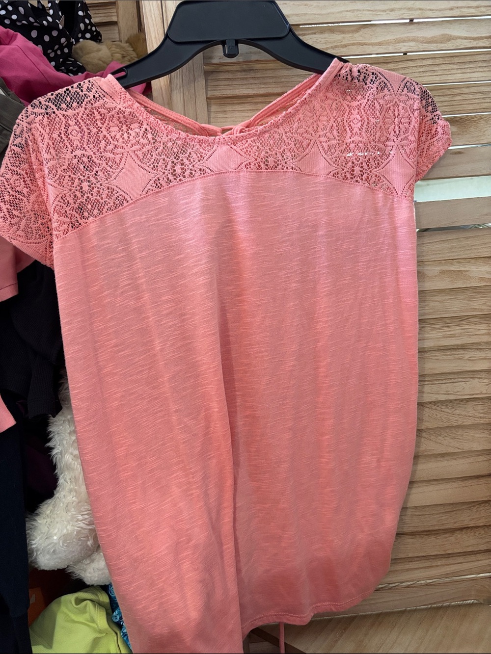 No Boundaries Coral Lace Yoke Top Large